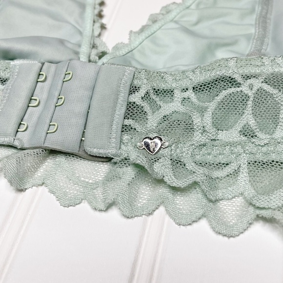 PINK Victorias Secret Lace Bralette - Picture 3 of 5